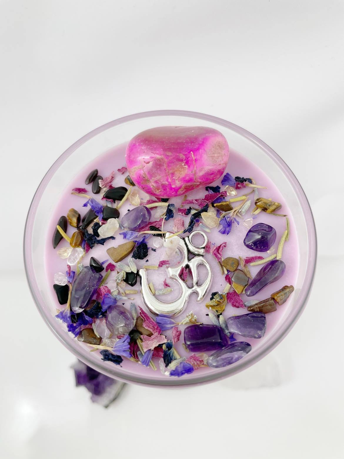 Divine Guidance – Sandalwood Crystal Candle, top view